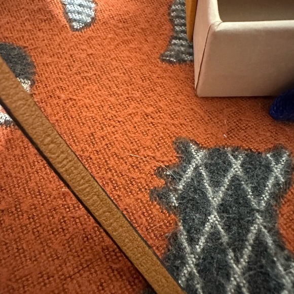 LOUIS VUITTON ❤️🌟 MONOGRAM BRACELET W/ GOLD HARDWARE SNAP CLOSURE⭐️ - Picture 6 of 7